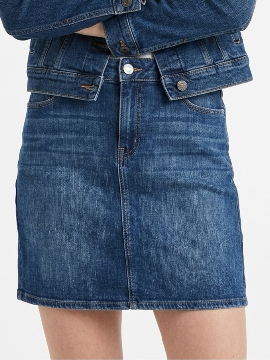 Tommy Hilfiger Dresses & Skirts - ✌️4 for $20✌️ Tommy Hilfiger denim skirt